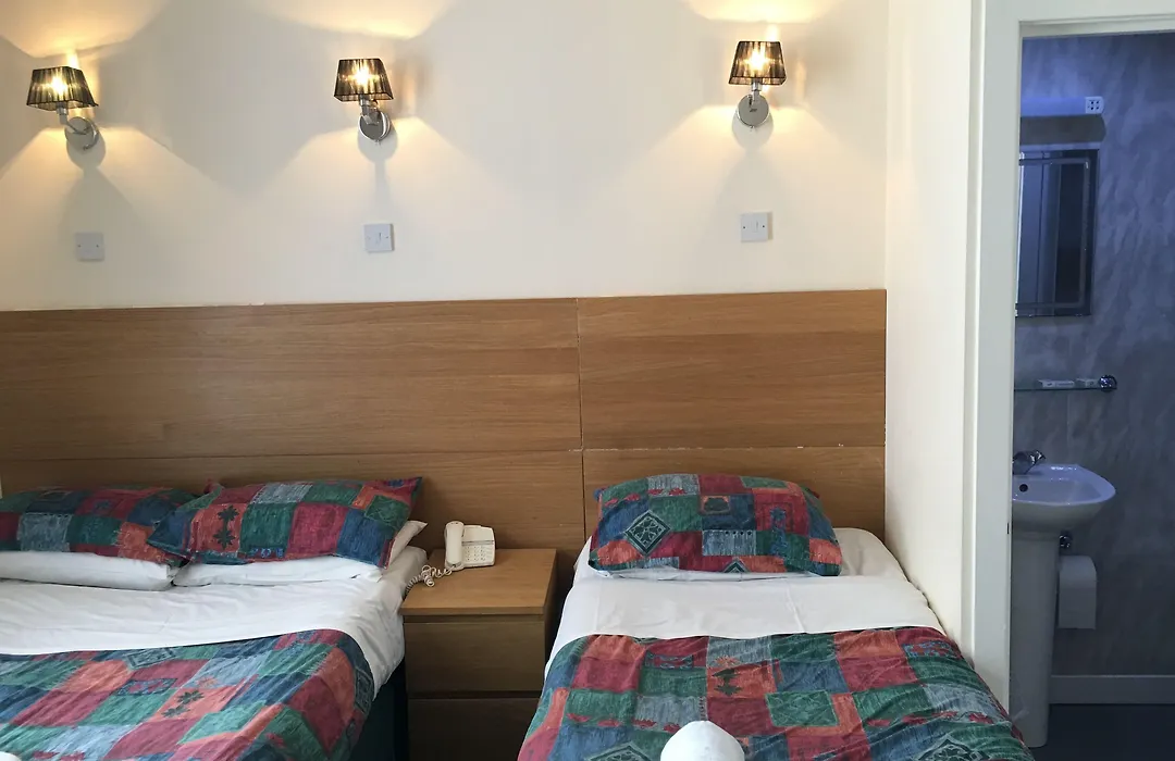 Smiths Hotel-1